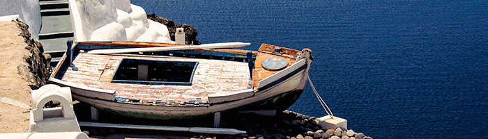 greece_dry_boat.jpg - 65.70 kB